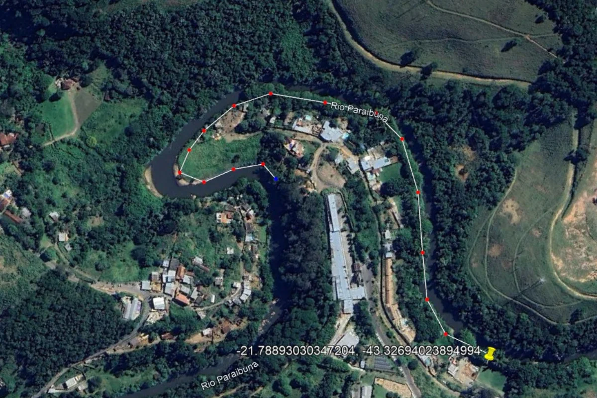 Buscas por corpo às margens do Rio Paraibuna entram no terceiro dia; entenda o caso 4 Buscas por corpo às margens do Rio Paraibuna entram no terceiro dia; entenda o caso