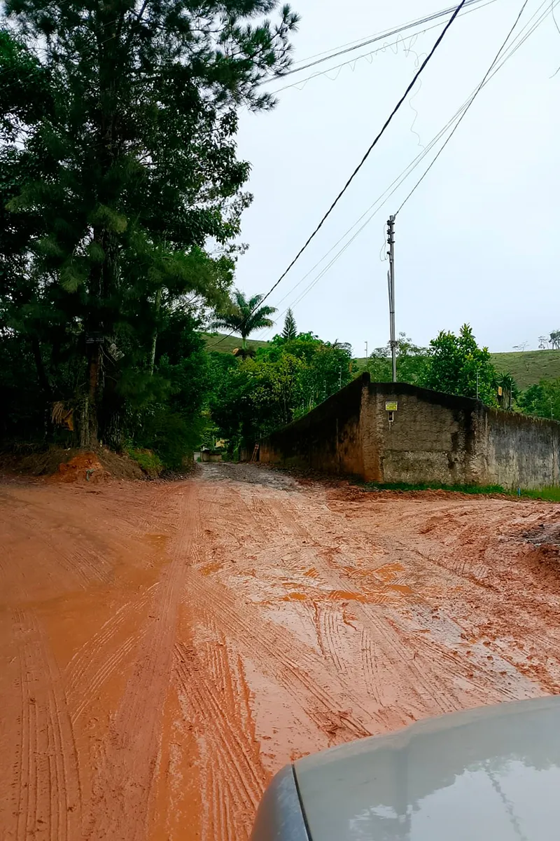 moradores-granjas-triunfo-precariedade moradores-granjas-triunfo-precariedade