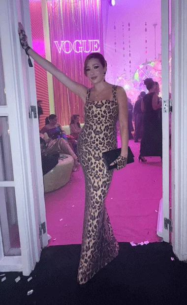 2 VOGUE Gabriela Mizrahy