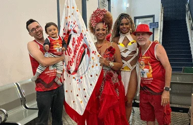 5 bloco to no vermelho Beth Siqueira 2 120226 Giglia