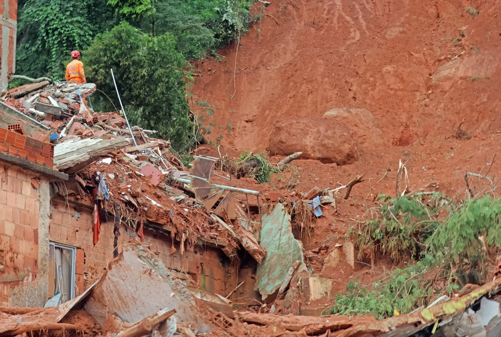 WhatsApp Image 2026-02-24 at 12.58.03 WhatsApp Image 2026-02-24 at 12.58.03