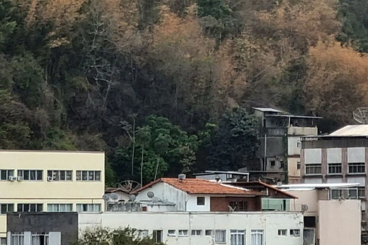 morro-do-cristo-antes-depois-tragédia (3)