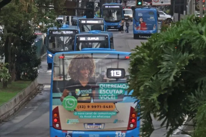 Ônibus operam com circulação limitada nesta quarta após impactos das chuvas em Juiz de Fora