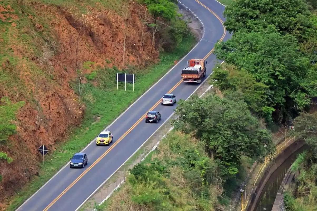 Moradora reclama de falta de ônibus no Bairro Campo Alegre