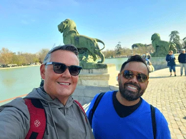 Coluna Cesar Romero – 29 e 30 de março de 2026 6 ELES ACONTECEM Esticada na Europa 270326 Giglia