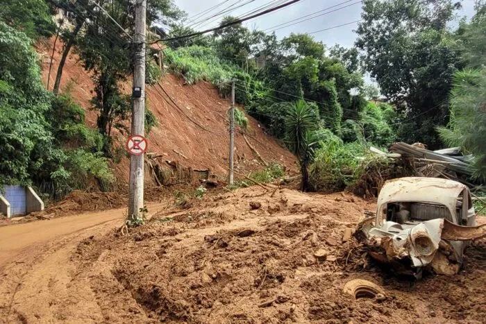 PJF divulga lista atualizadas de vias interditadas na cidade; confira 2 PJF divulga lista atualizadas de vias interditadas na cidade; confira