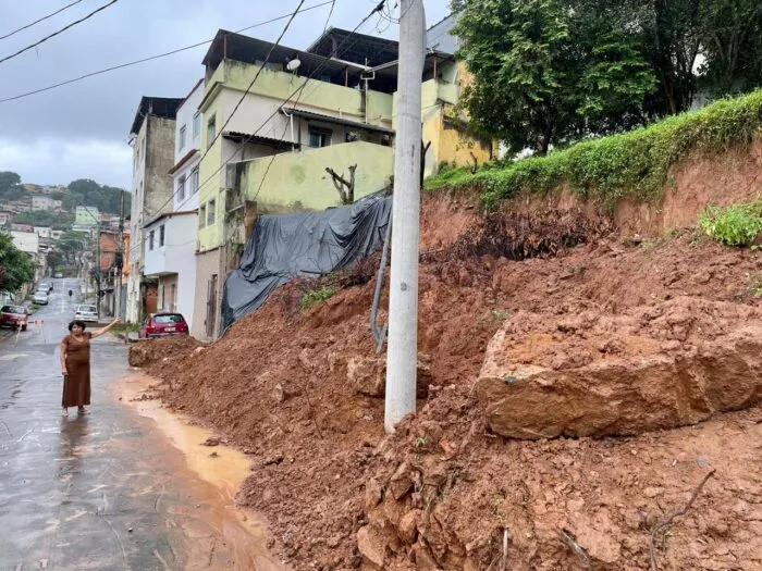 Rua Paraisopolis Manoel Honorio foto de Felipe Couri