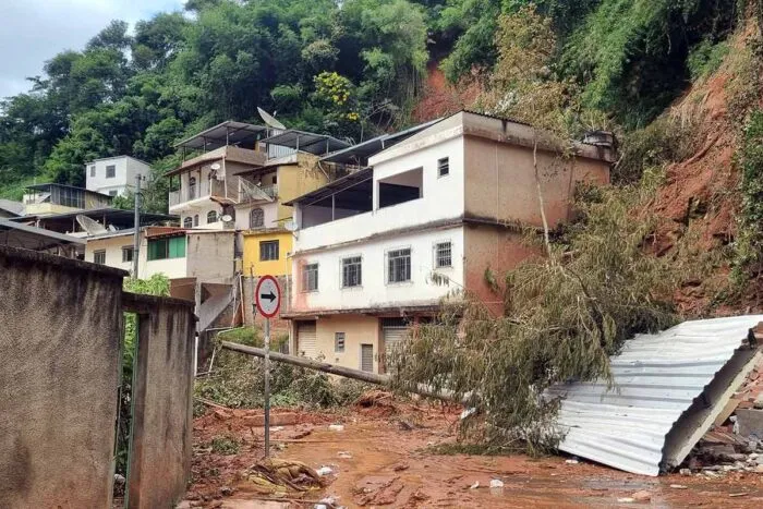 TRES MOINHOS LEONARDO COSTA 01