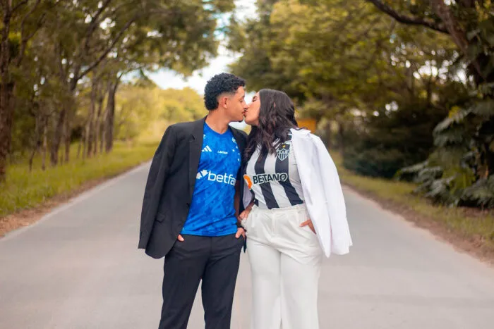 Final do Campeonato Mineiro: casal formado por cruzeirense e atleticana vivem a expectativa de mais um Clássico