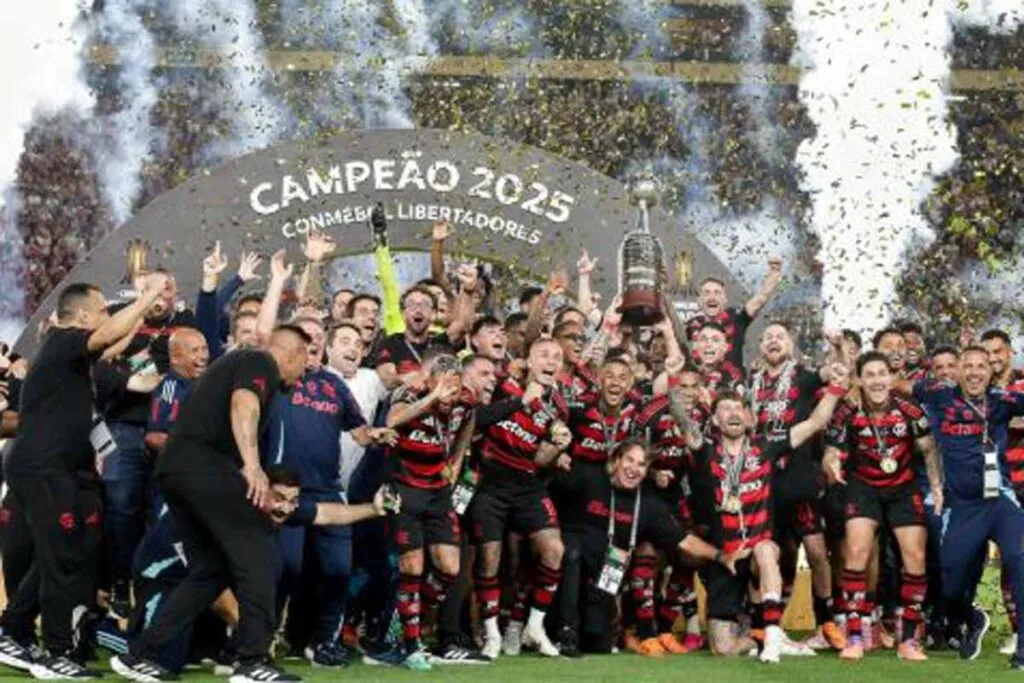 Premiações milionárias: confira as competições que mais pagam os times brasileiros