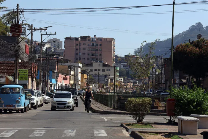 Prefeita divulga assinatura de contrato de mais de R$ 161 milhões para obras de macrodrenagem em Santa Luzia e região