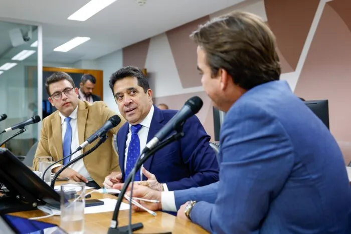 Projeto incentiva o uso de antena corta-pipa para evitar acidentes com motocicletas 1 Sargento Rodrigues