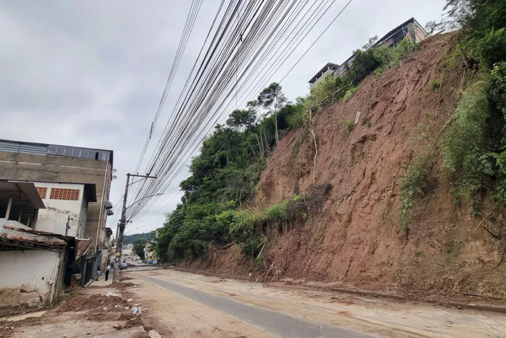 reconstrucao curva da miseia 2 leonardo costa