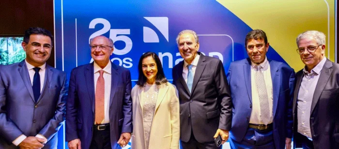 Coluna Cesar Romero – 31 de maio e 1º de junho de 2026 2 JF POR AI Jantar em Sao Paulo 290526 CR