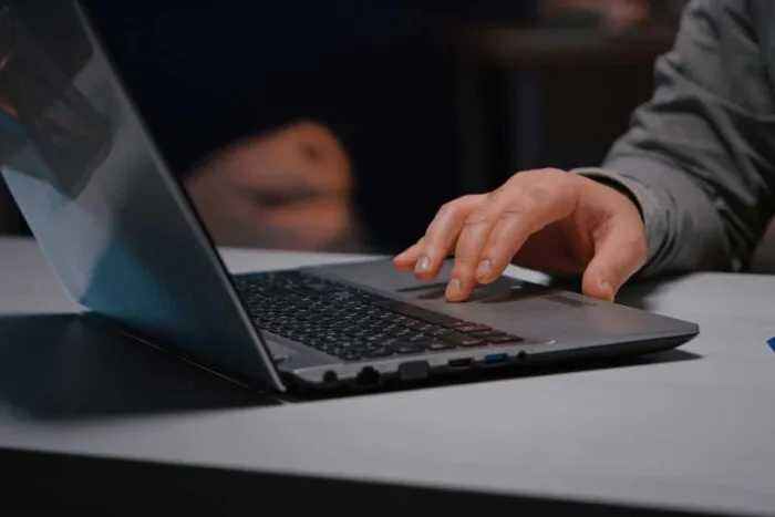Empresas são condenadas a pagar R$ 177 mil por uso de software pirata 1 Empresas são condenadas a pagar R$ 177 mil por uso de software pirata