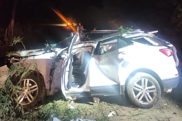 Médico morre em acidente na MG-353 a caminho do plantão