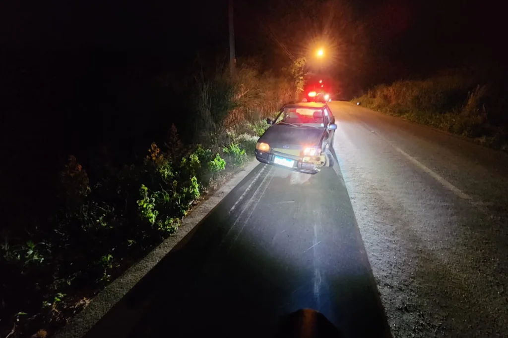 Motociclista fica em estado grave após acidente na MG-353