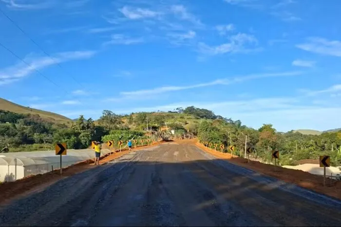Trecho da MG-285 é liberado após mais de três meses 2 Trecho da MG-285 é liberado após mais de três meses