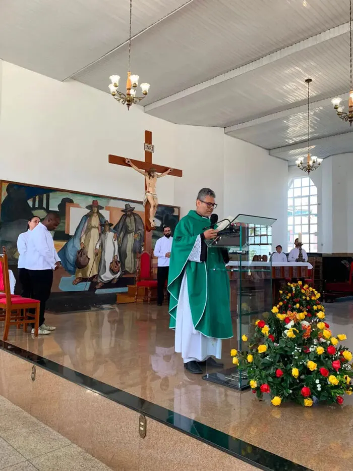 Edson Motta: conheça o legado do pintor e restaurador de Juiz de Fora 1 IGREJA NOSSA SENHORA DA PENHA REPRODUCAO PAROQUIA