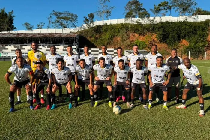 trintões